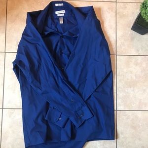 Men’s Van Heusen Button Down